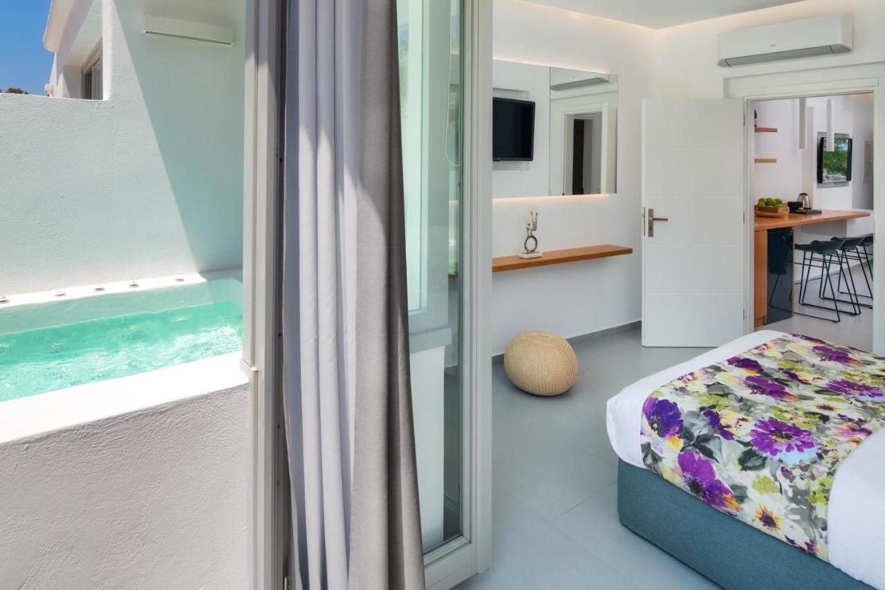 Harmony Suites ฟิรา ภายนอก รูปภาพ